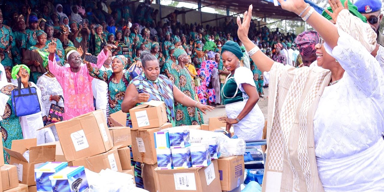 10th Assembly: Sadipe Empowers Constituents, Facilitates Medical Equipment to PHCs