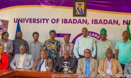 UI VC receives a team of scholars from South Africa’s University