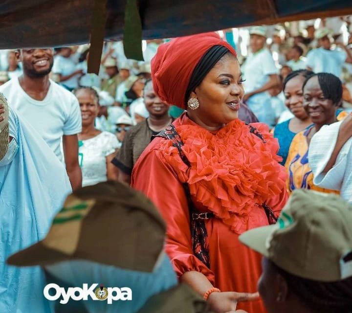 Iyaoloja General, Princess Folashade Abeo, Visits Oyo’s NYSC Camp, Pledges 500 Bags of Cement for Multipurpose Hall